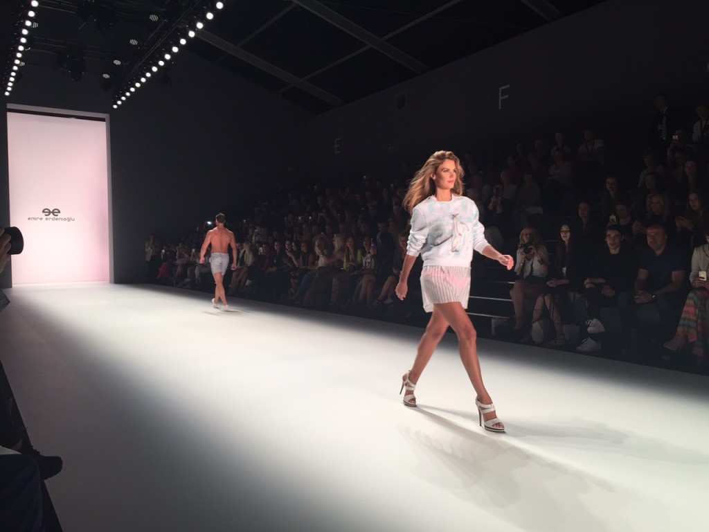 Emre Erdemoğlu auf der Mercedes-Benz Fashion Week