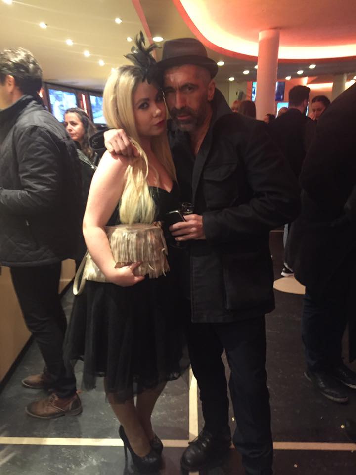 Nadine Trompka mit Erdal Yildiz bei der Premiere von "My Mothers Wound"